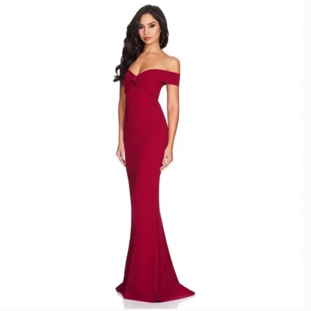 NWT NOOKIE Dolly Off-the-shoulder Gown